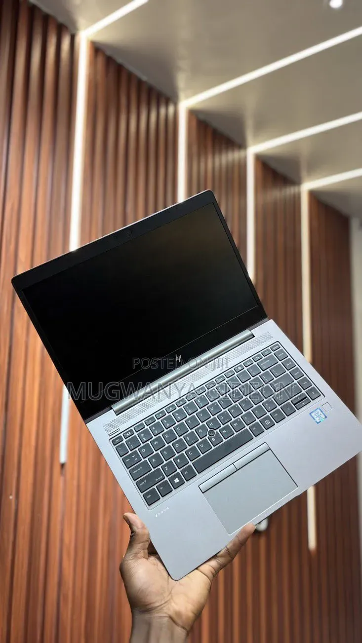 New Laptop HP ZBook 14u G6 16GB Intel Core i5 SSD 512GB