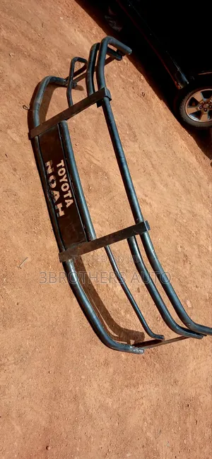 Toyota Noah Local/Strong Car Guards