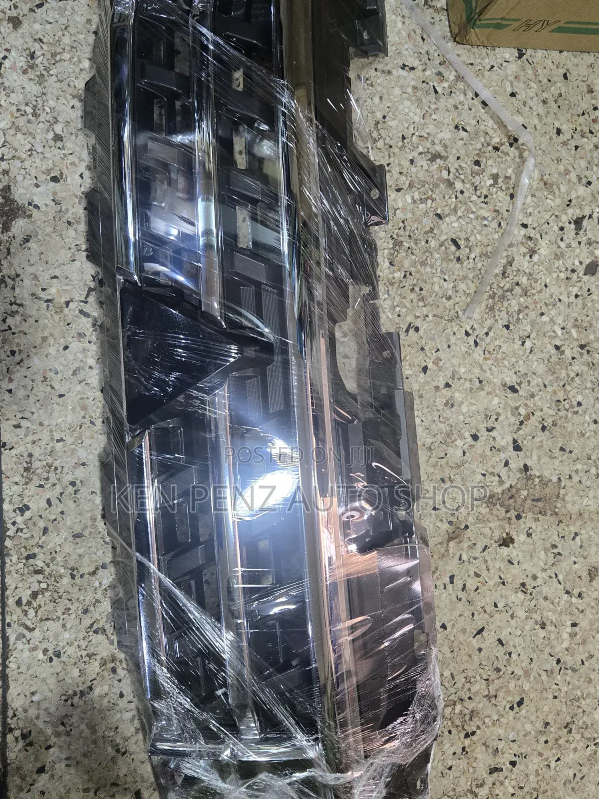 Mitsubishi Pajero 2014 - 2016 Front Bumper Grill