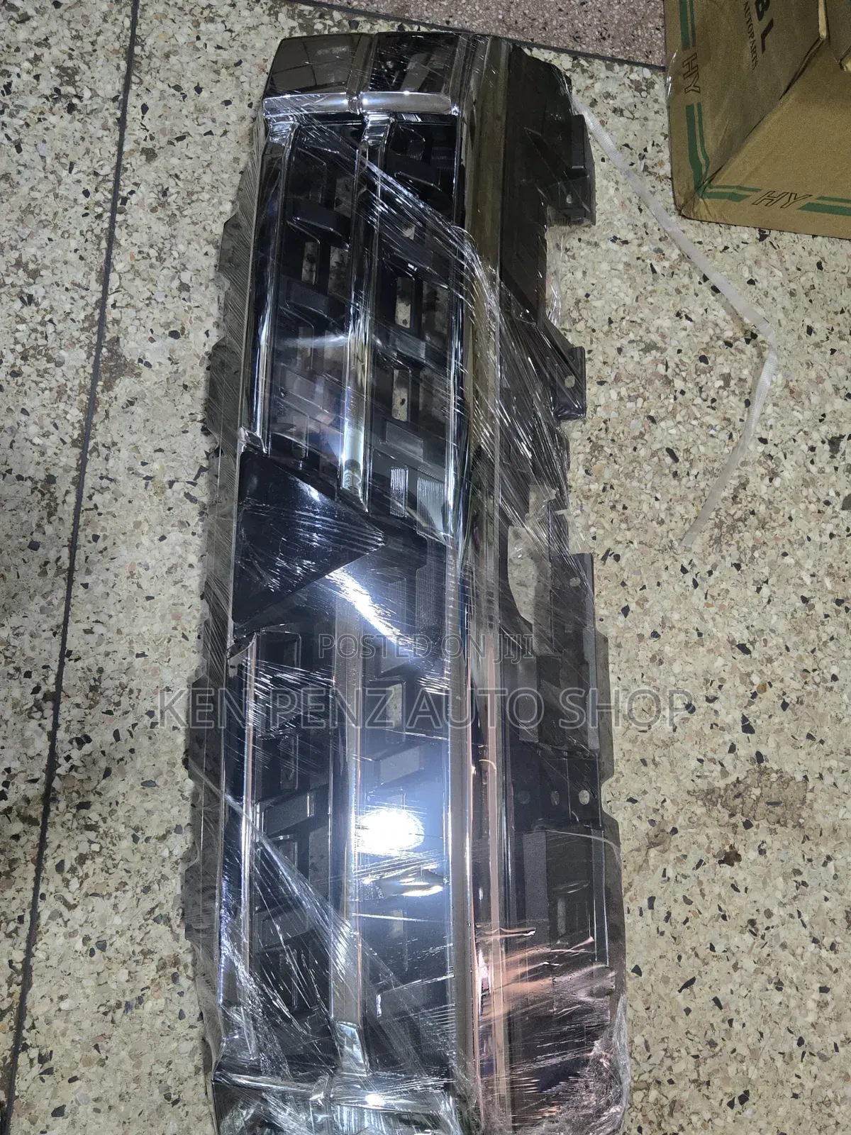 Mitsubishi Pajero 2014 - 2016 Front Bumper Grill
