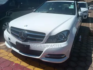 Mercedes-Benz C180 2013 White