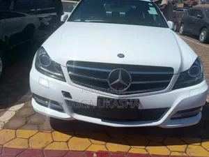 Mercedes-Benz C180 2013 White