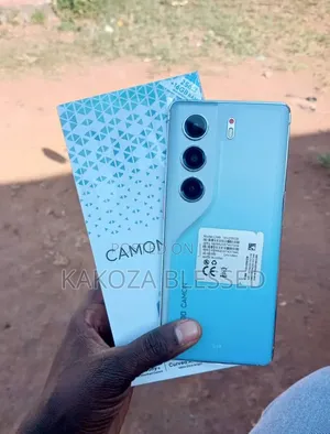 New Tecno Camon 40 Pro 5G 256 GB Blue