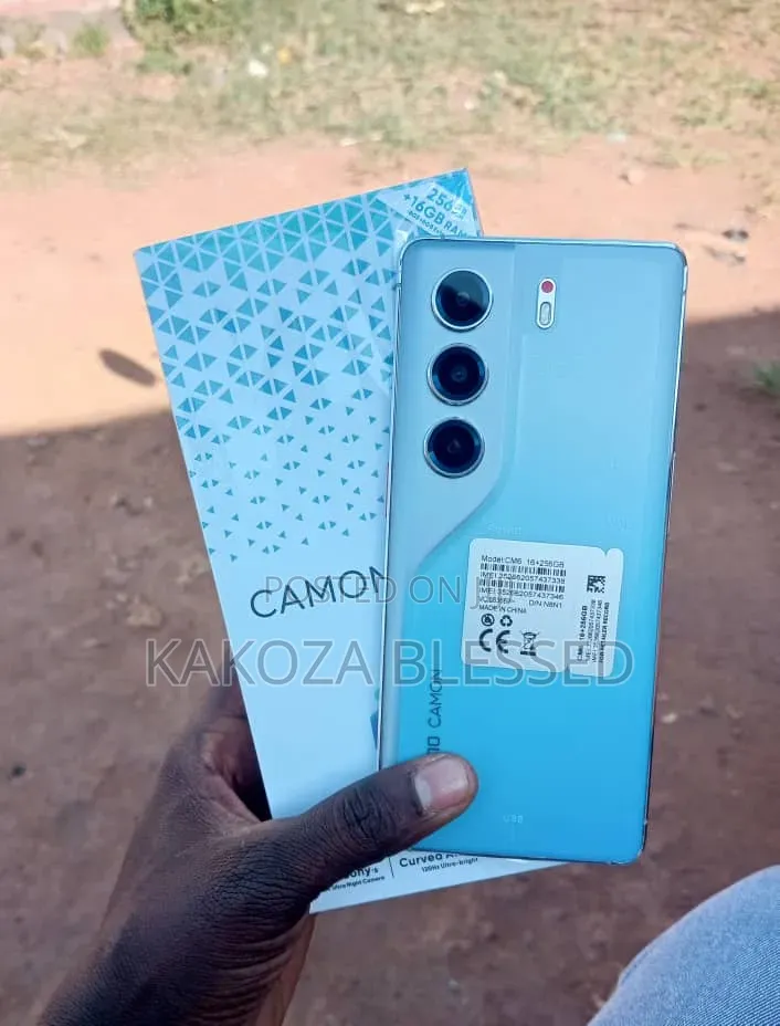 New Tecno Camon 40 Pro 5G 256 GB Blue