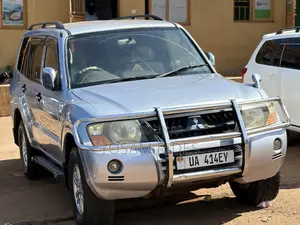 Mitsubishi Pajero 2.5 TD Classic 2008 Silver