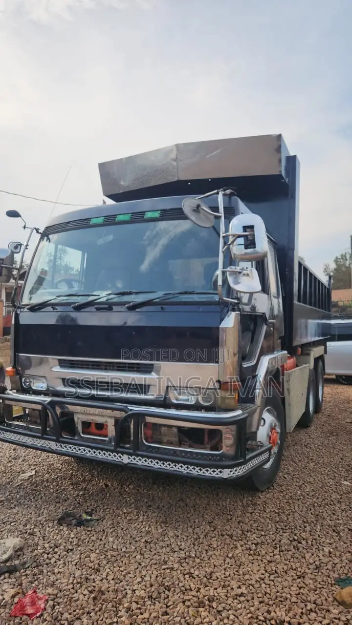 Fuso Dumper