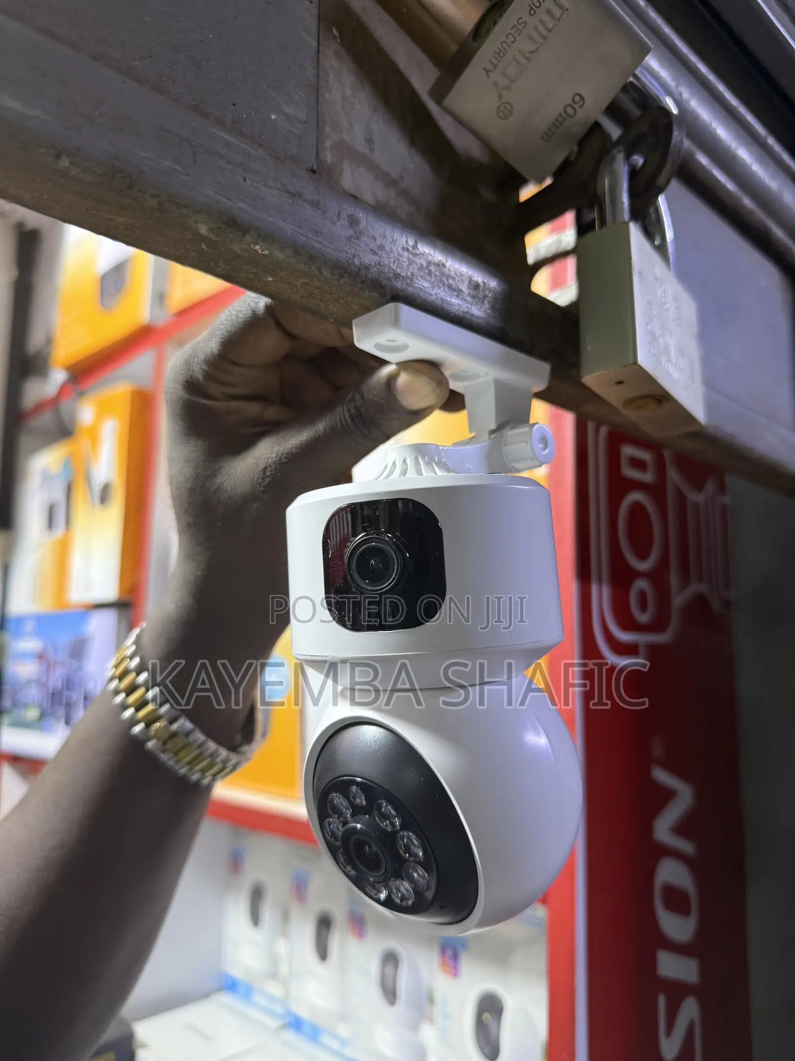 V380 Pro 4G SIM Card WiFi Dual Lens PTZ Smart CCTV Camera