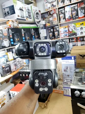 Outdoor Solar Smart Security Camera Tripple Lens
