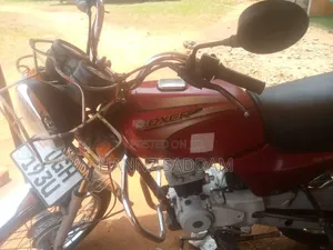 Bajaj Boxer 100 2025 Red