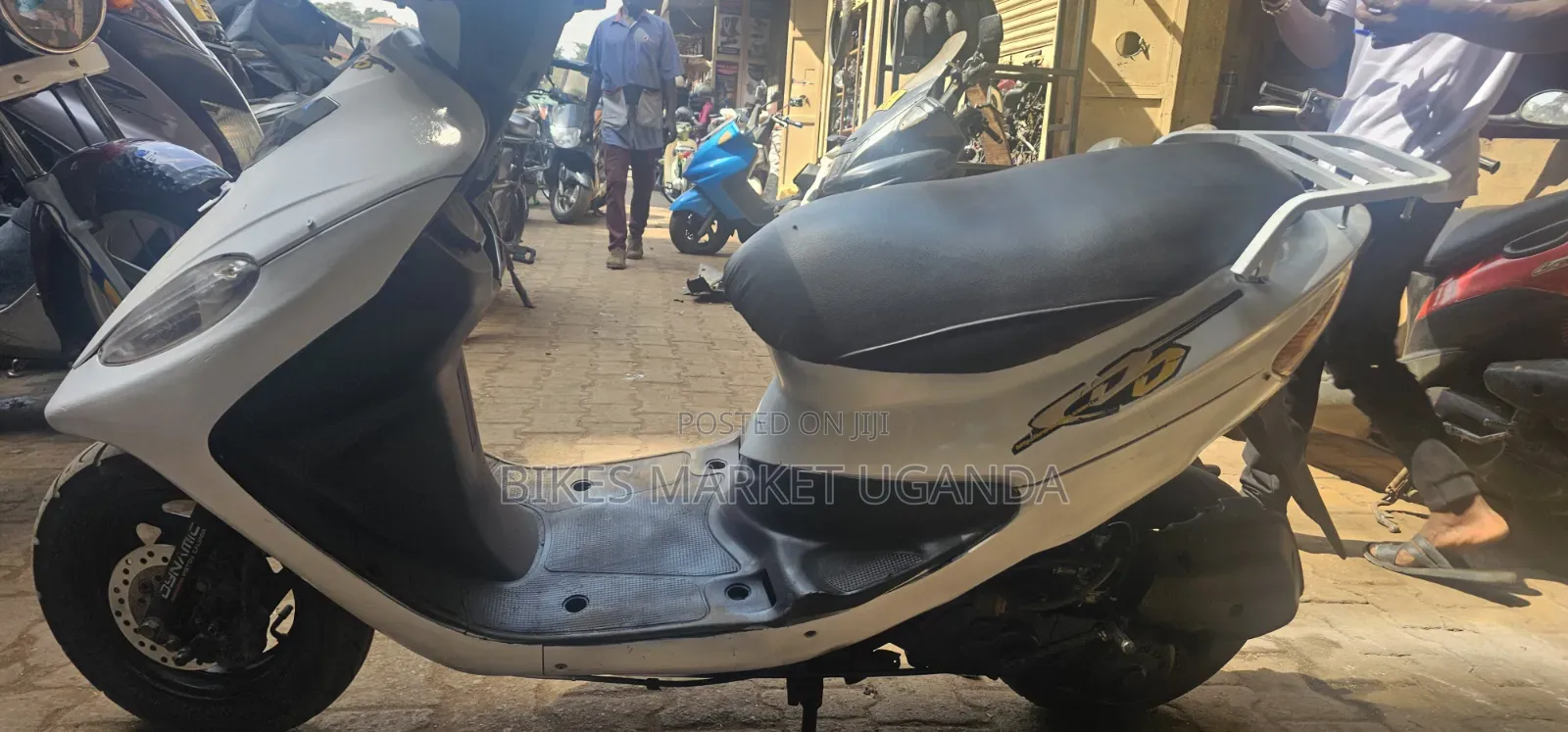 Honda Dio 2025 White