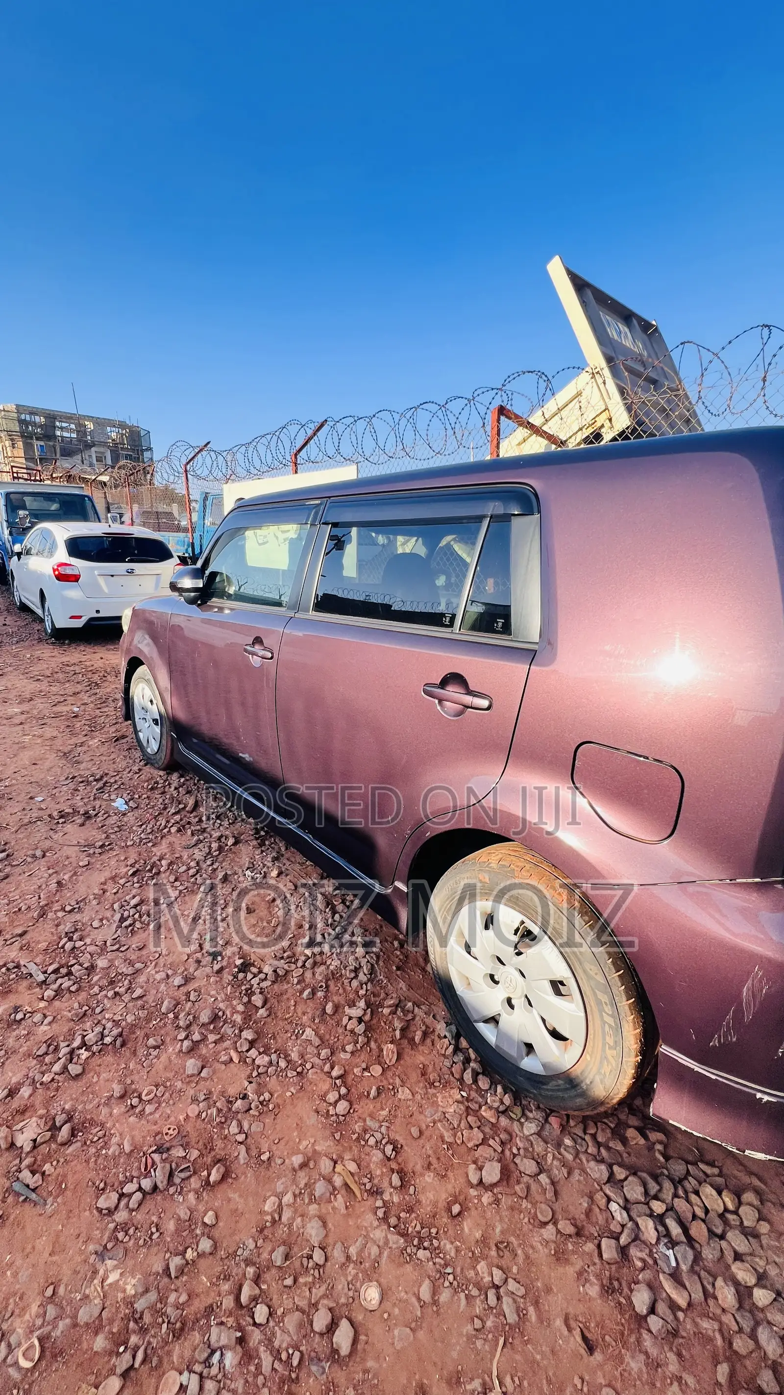 Toyota Rumion 1.5 FWD 2023 Maroon