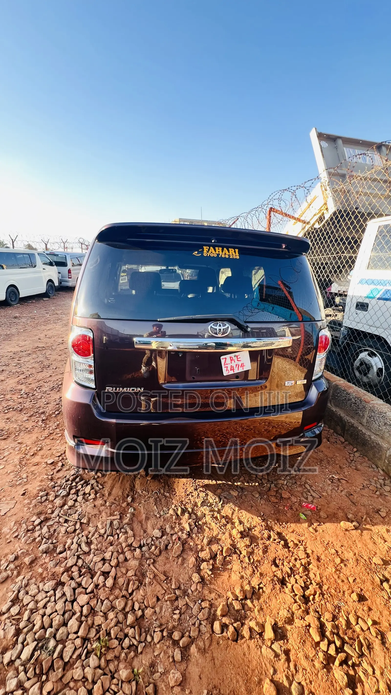 Toyota Rumion 1.5 FWD 2023 Maroon