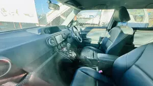 Toyota Rumion 1.5 FWD 2023 Maroon