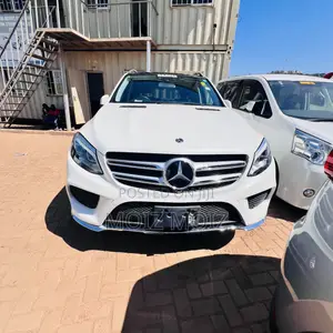 Mercedes-Benz GLE-Class 2017 White