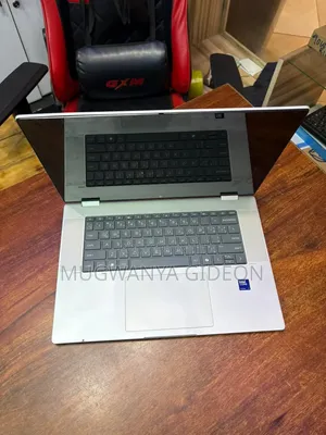 New Laptop HP Envy x360 16GB Intel Core Ultra 7 SSD 512GB