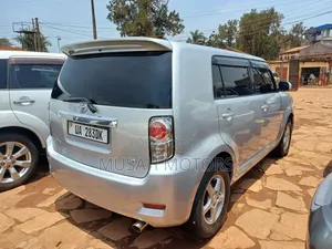 Toyota Corolla Rumion Hatchback 1.5 FWD 2011 Silver
