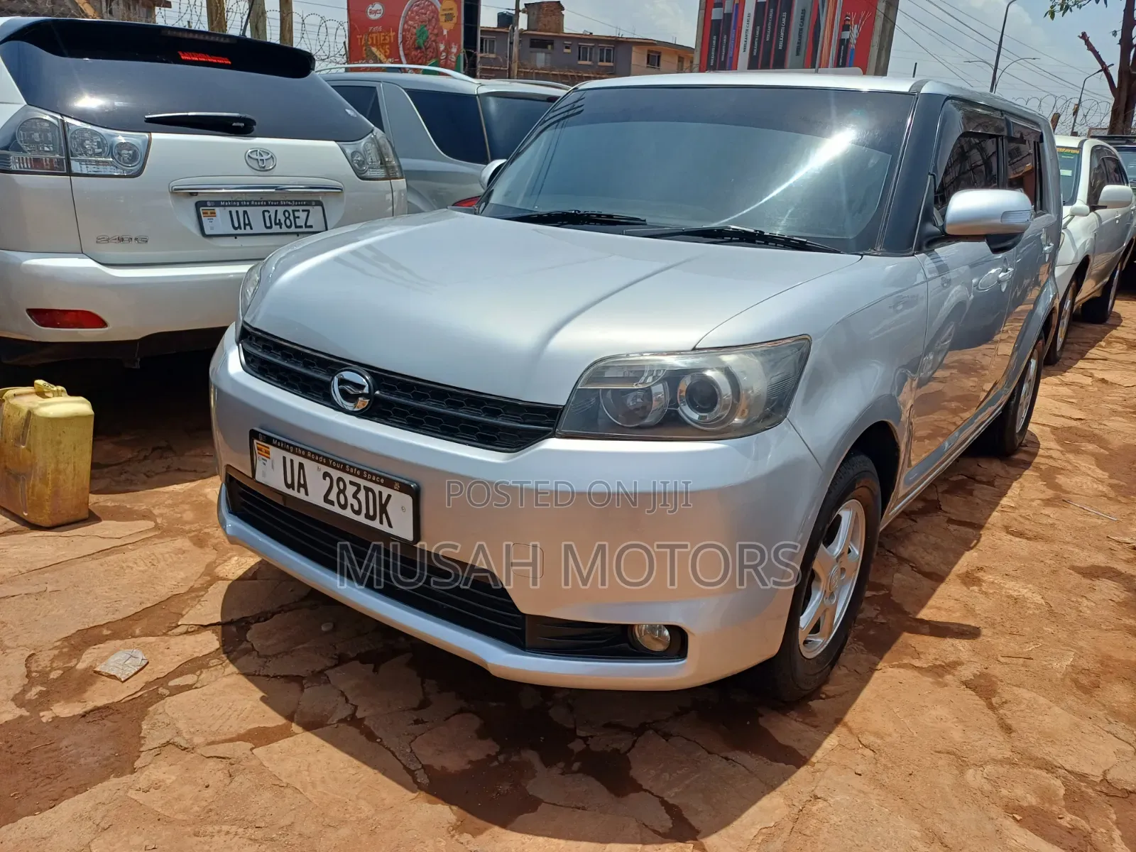 Toyota Corolla Rumion Hatchback 1.5 FWD 2011 Silver