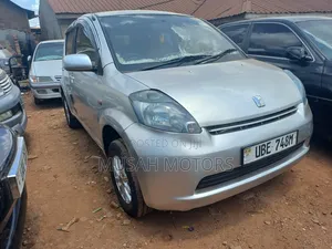 Toyota Passo 2007 Silver