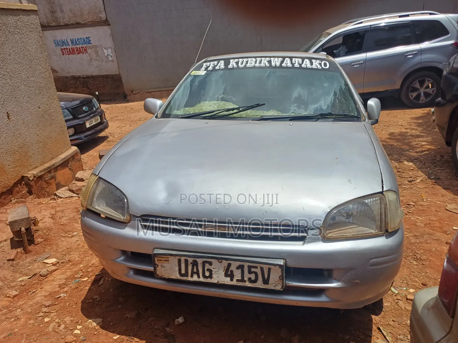 Toyota Starlet 1996 Silver
