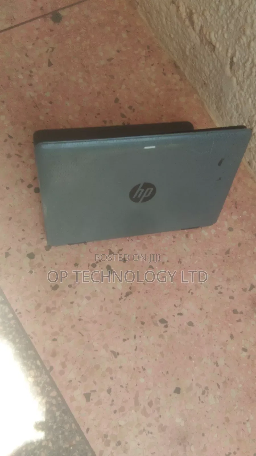 Laptop HP 3125 4GB Intel SSD 16 GB