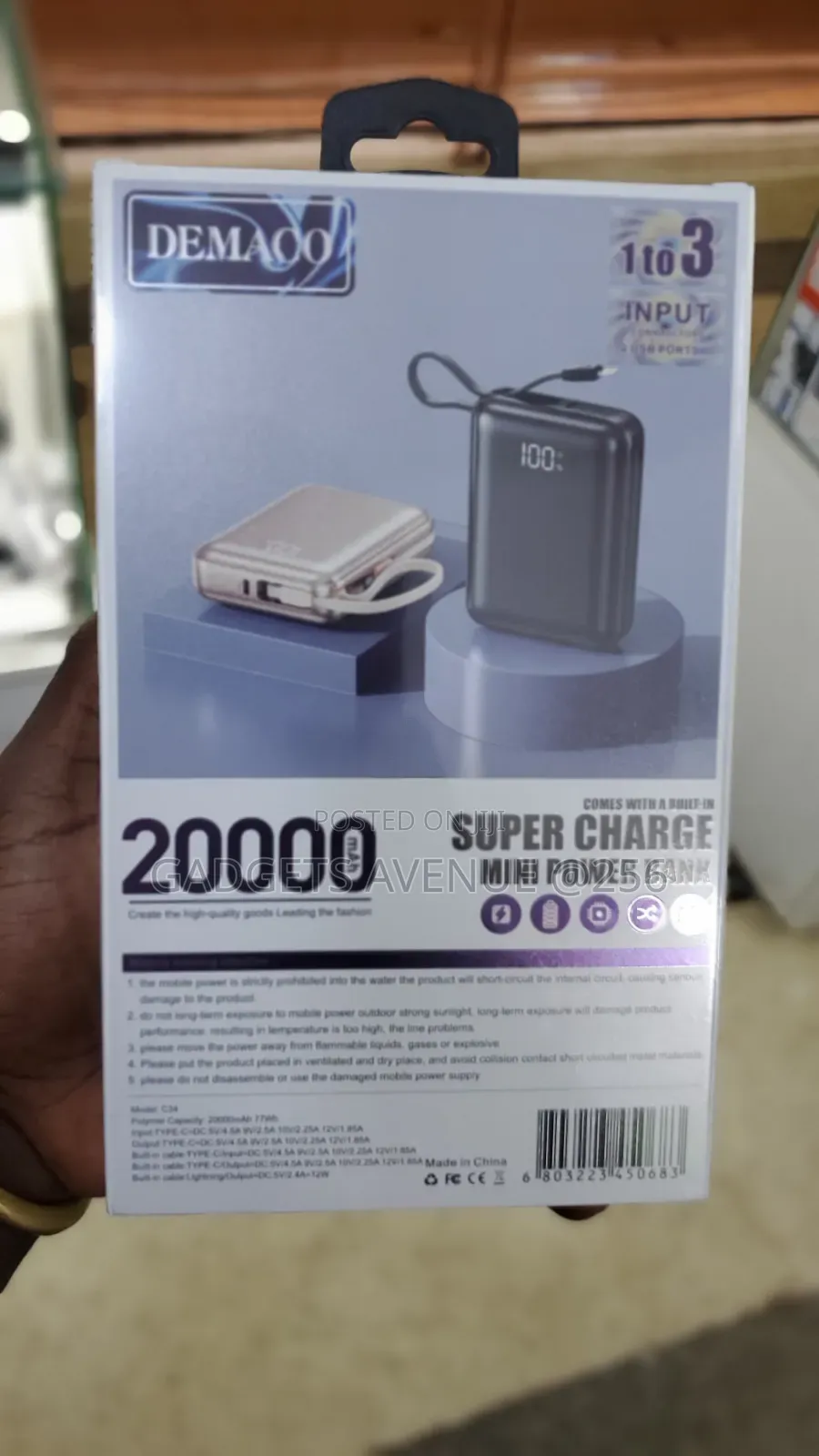 20000mAh Super Charge Mini Power Bank With Built-in Cables