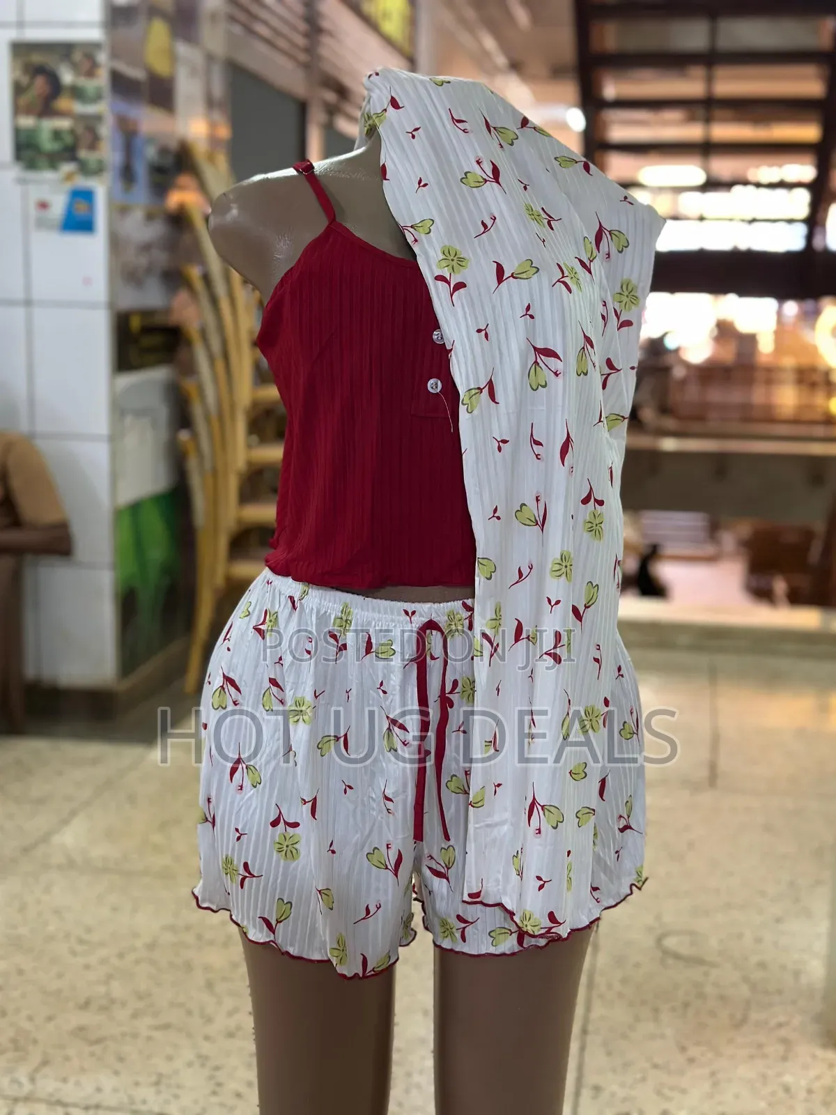 Women's 3-Piece Floral Print Sleepwear Set for Medium Size People