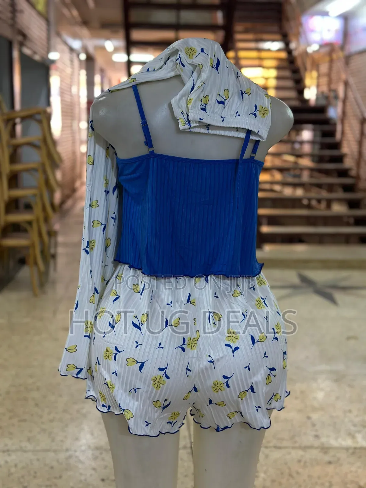 Women's 3-Piece Floral Print Sleepwear Set for Medium Size People