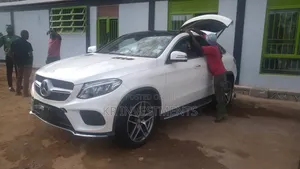 Mercedes-Benz GLE-Class 2017 White