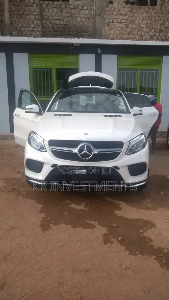 Mercedes-Benz GLE-Class 2017 White