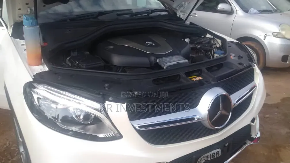 Mercedes-Benz GLE-Class 2017 White