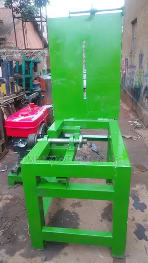 Circular Saw Machine