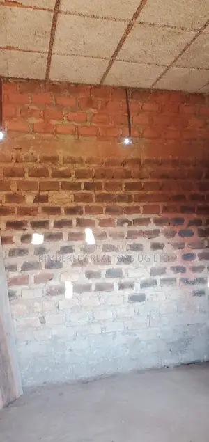 2bdrm Duplex in Kawempe for sale