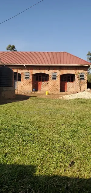 2bdrm Duplex in Kawempe for sale