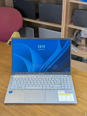 New Laptop Asus Vivobook Go 15 8GB Intel Core i7 SSD 256GB