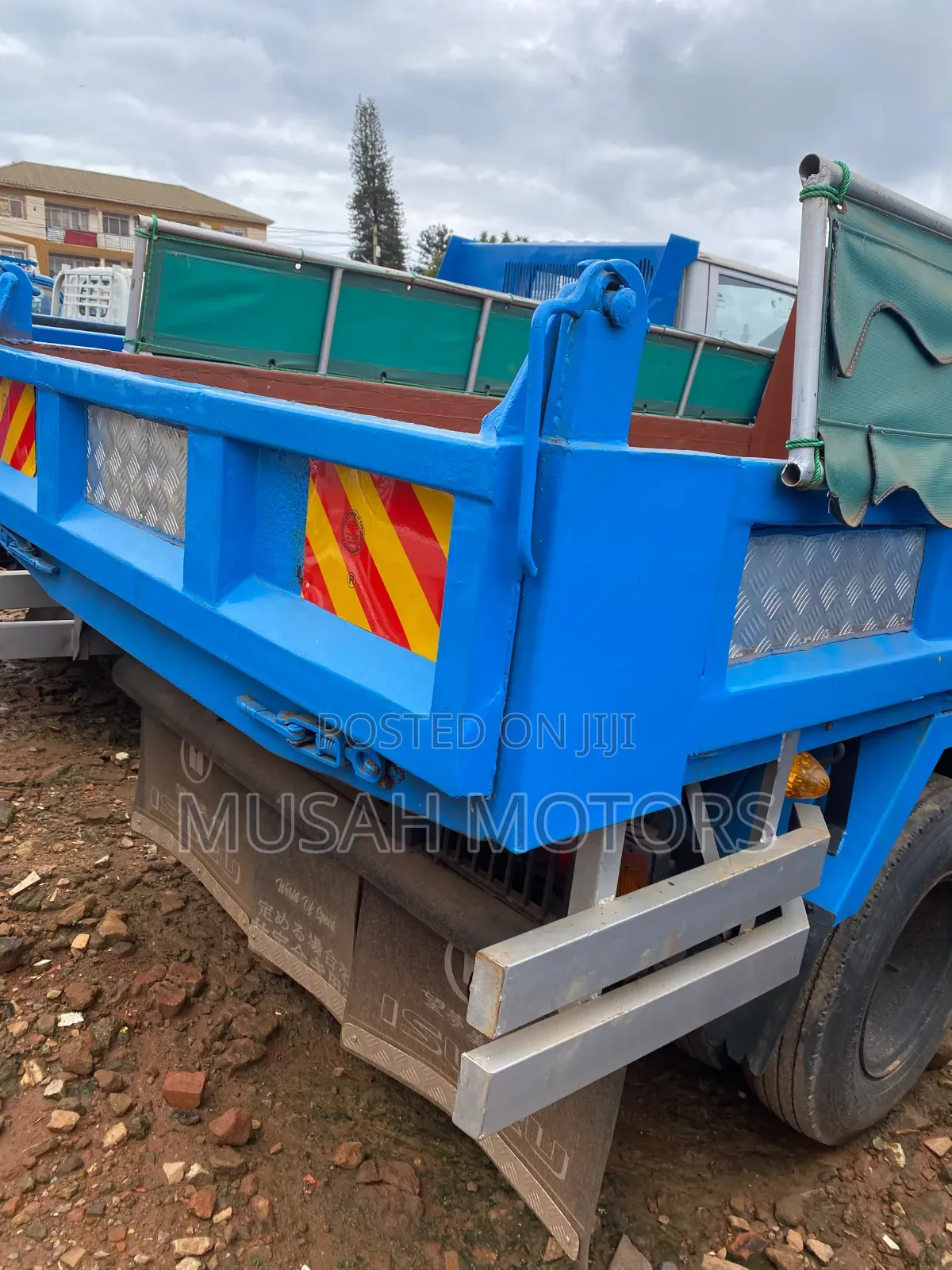 Canter Tipper