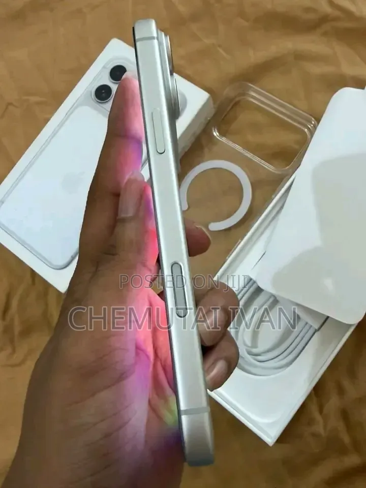New Apple iPhone 17 Pro Max 256 GB Silver