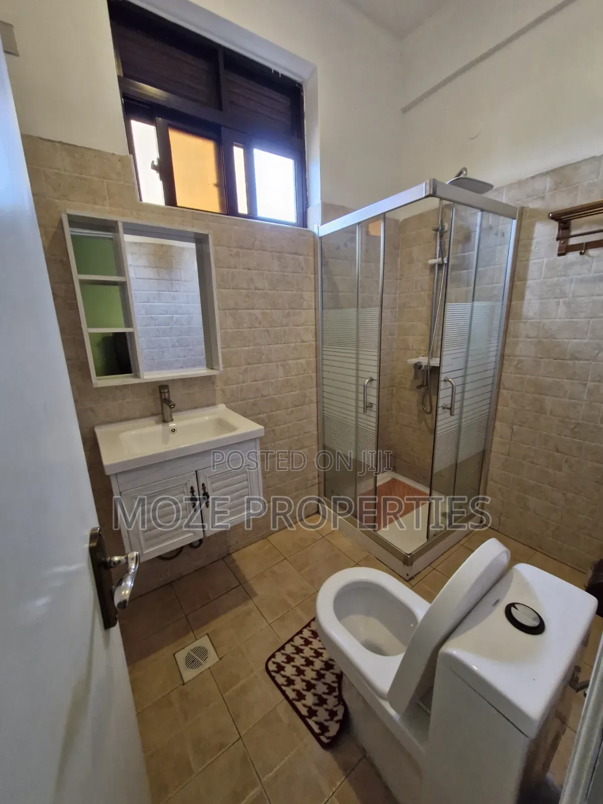 Furnished 2bdrm House in Naalya Estate., Central Division for rent