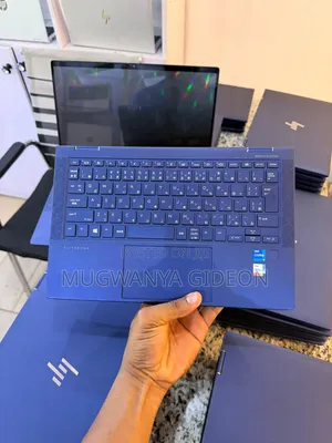 New Laptop HP Elite Dragonfly G3 32GB Intel Core i7 SSD 512GB