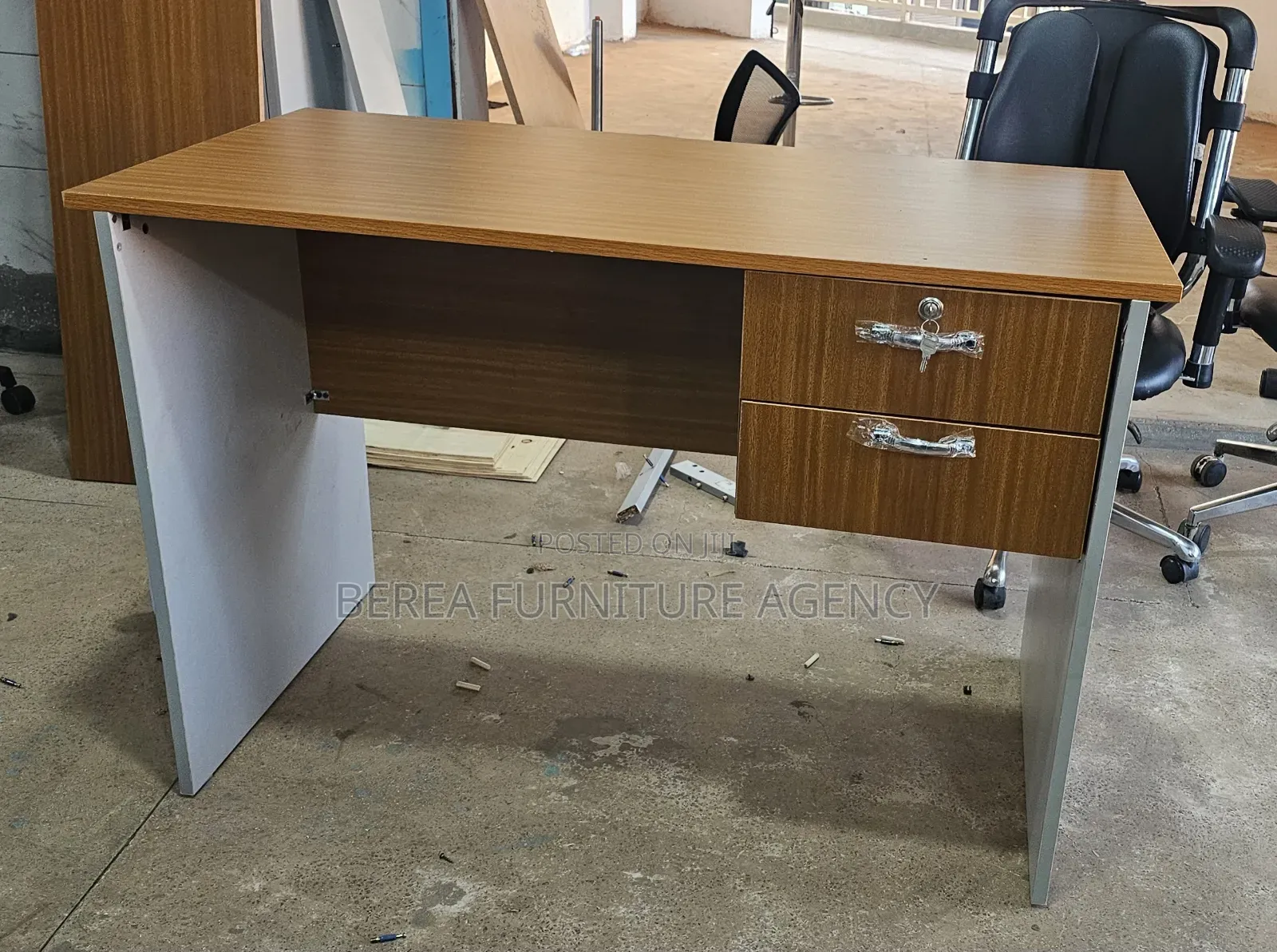 High Quality Imported Refurbished Office Table