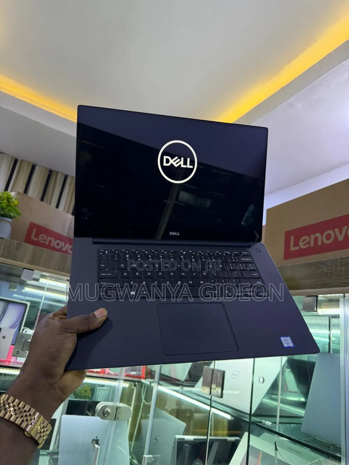 New Laptop Dell Precision 5520 16GB Intel Core i7 SSD 512GB