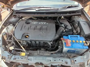 Toyota Premio 1.8 AWD 2010 Gold