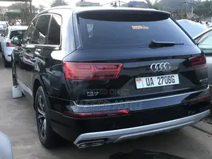 Audi Q7 2018 Black