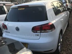 Volkswagen Golf 2009 White