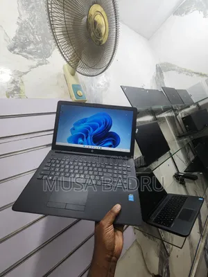 New Laptop HP 250 G4 8GB Intel Core i3 HDD 320GB