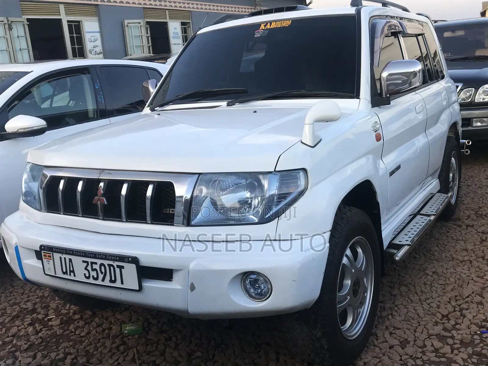 Mitsubishi Pajero IO 2006 White