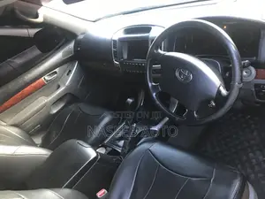 Toyota Land Cruiser Prado 2007 Black