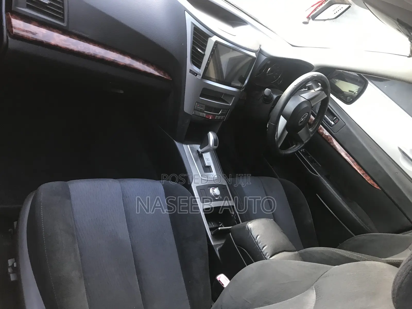Subaru Outback 2010 Black