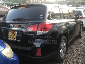 Subaru Outback 2010 Black