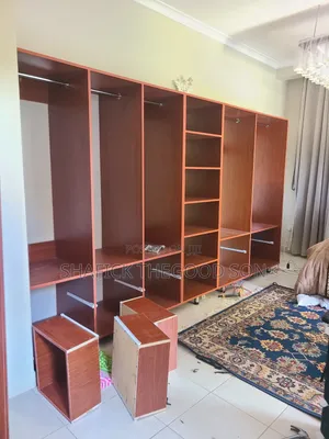 Inbuilt Wardrobe