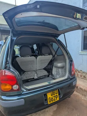 Toyota Corolla Spacio 2001 Green